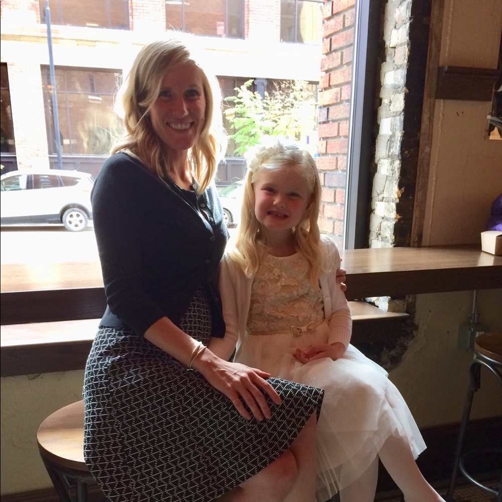Meet your Posher, Sara